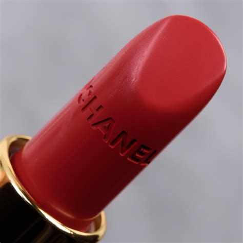 chanel rouge brûlant|Chanel Rouge allure color.